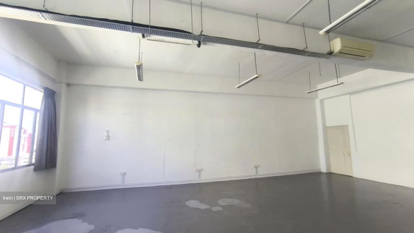 Sin Cheong Building (D20), Factory #601925591